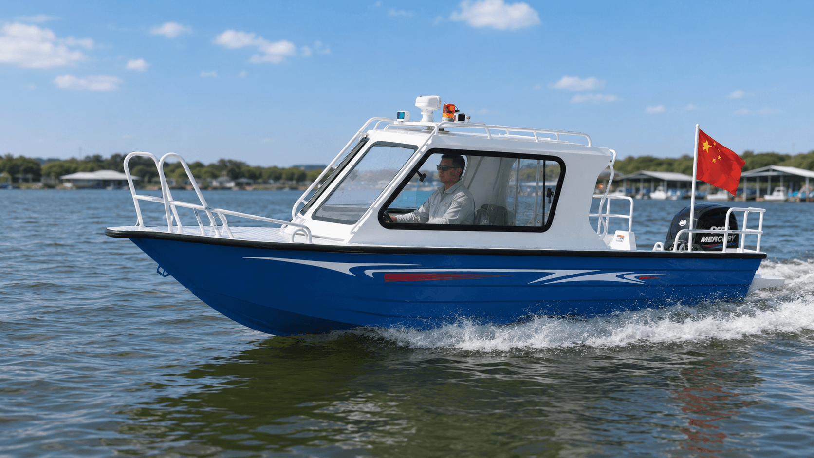 AL530B Half-Cabin Boat 3