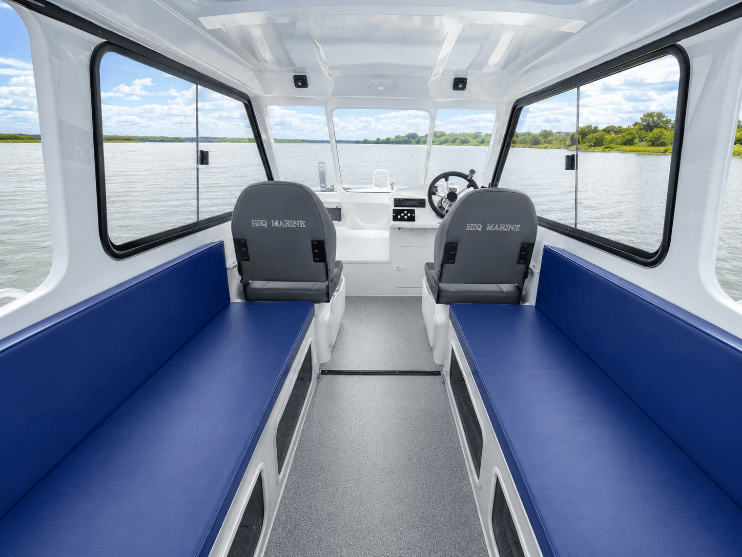 AL550Q Full-Cabin Boat 4