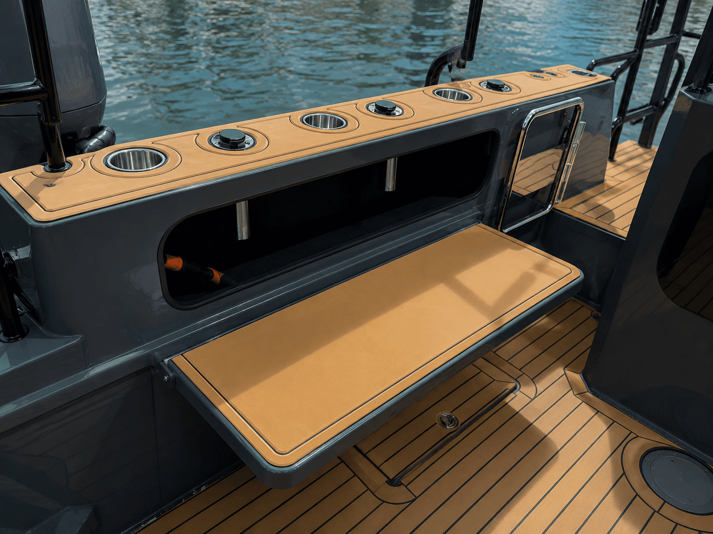 AL625 Pontoon Fishing Boat 4