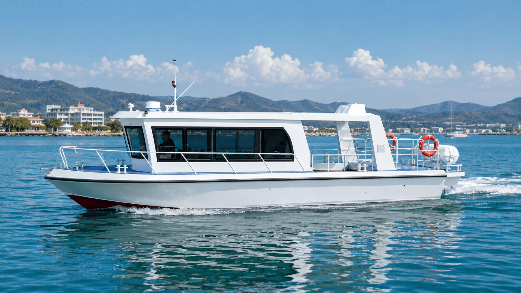 AL1268W Tour Boat