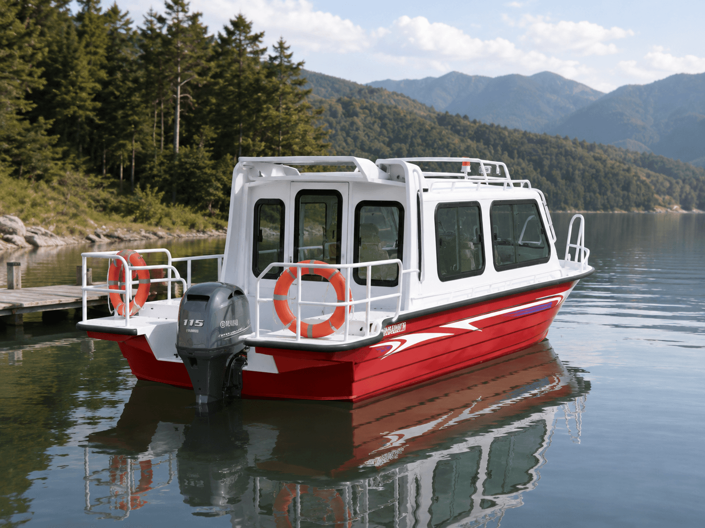 AL650Q Full-Cabin Boat 3