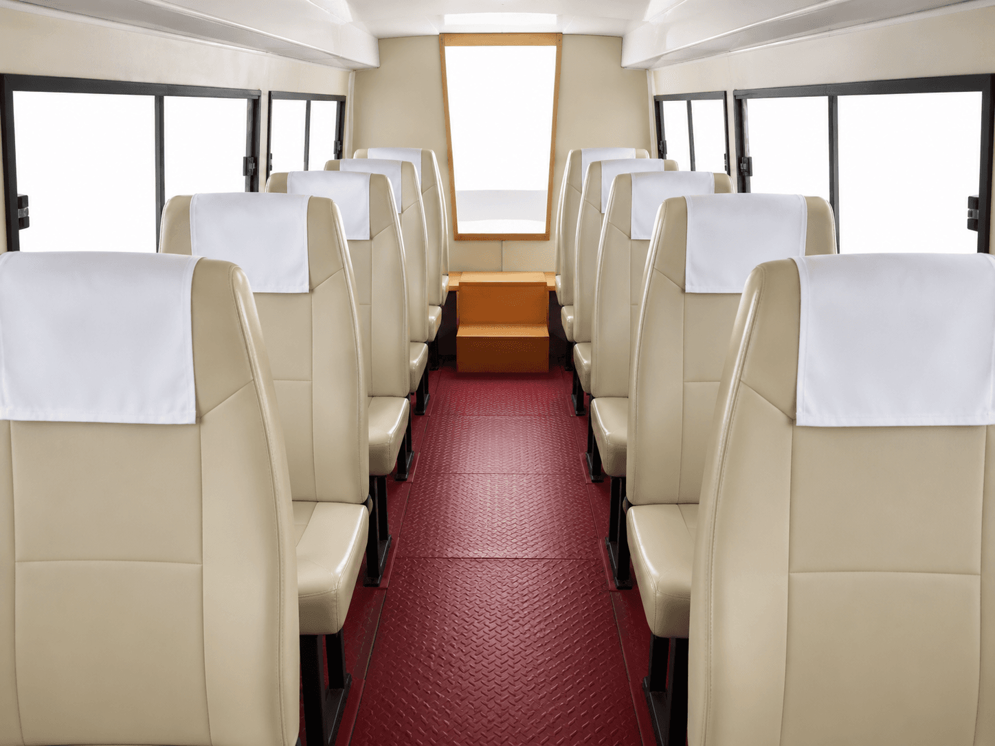 FG730 Full-Cabin Boat 4